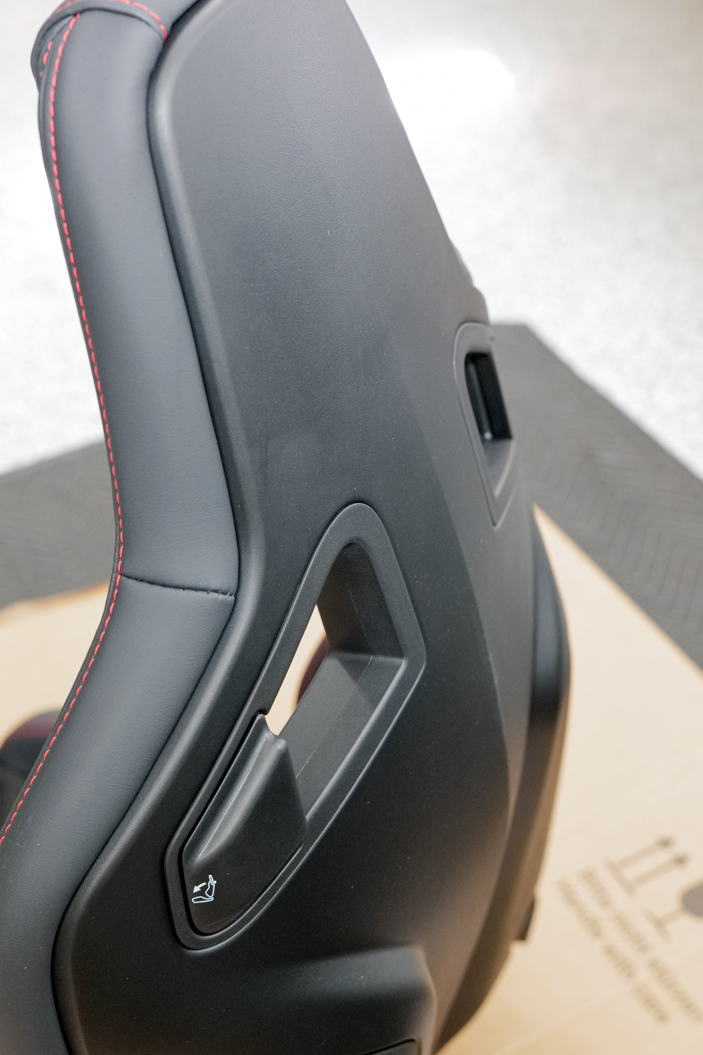 Recaro Sportster Art Special Edition - Porsche Spec